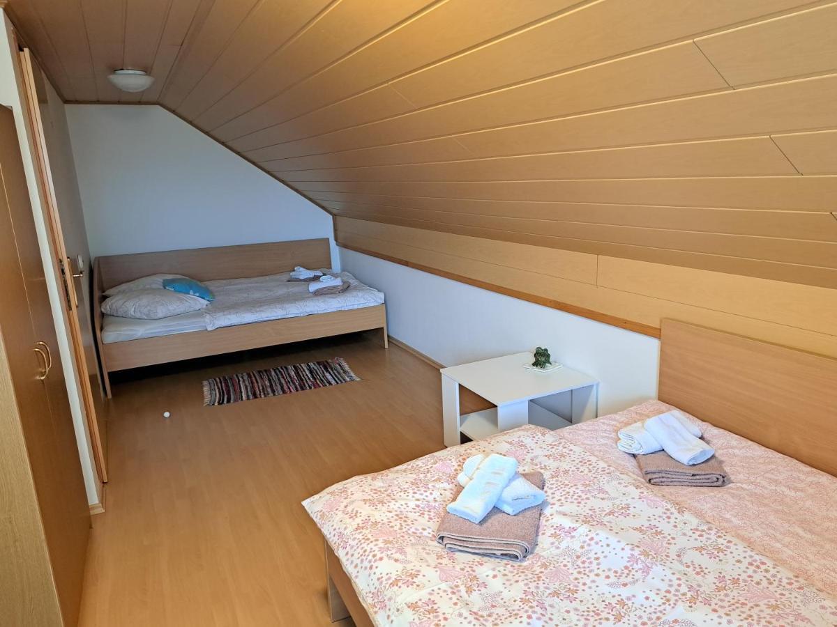 Getaway "At The Three Lights" Villa Sevnica Exteriör bild