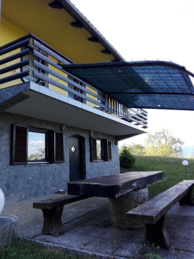 Getaway "At The Three Lights" Villa Sevnica Exteriör bild